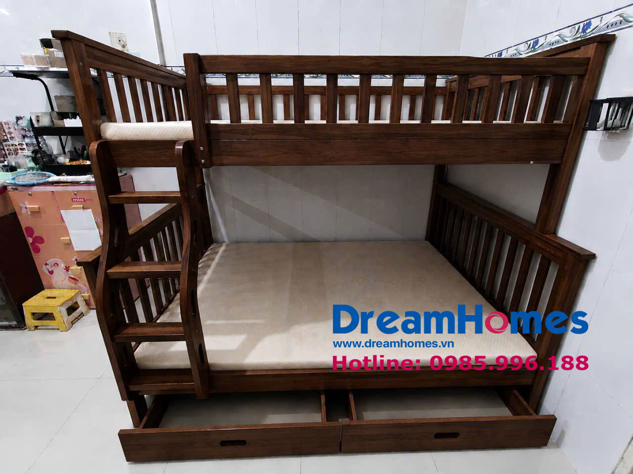 Ảnh lắp đặt thực tế giường tầng GT 1412 màu nâu